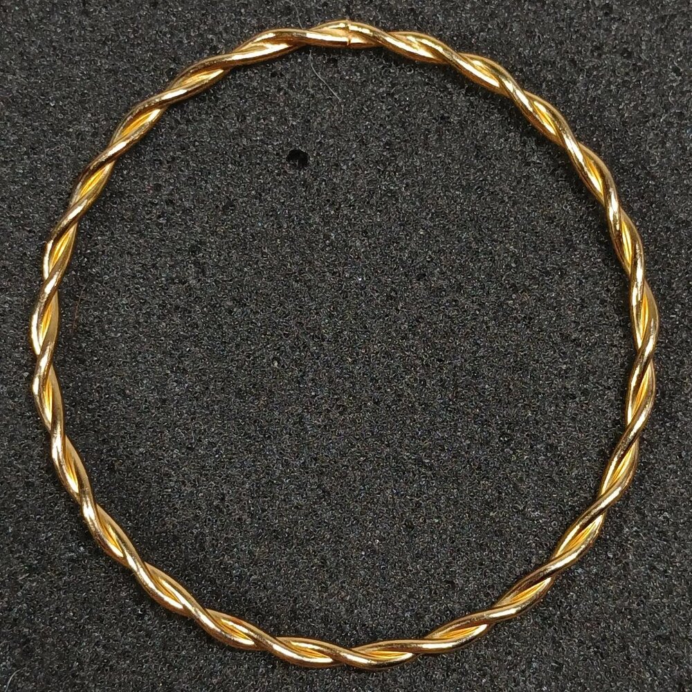 Gold Tone Twisted Bangle Bracelet Thin Stackable 2.375” Inner 6.7g Lightweight